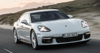 แย่จัง! Porsche เผยรถแบบพลังงานไฮบริด "Panamera" ขาดตลาดเนื่องจากแบตเตอรี่ไม่เพียงพอ