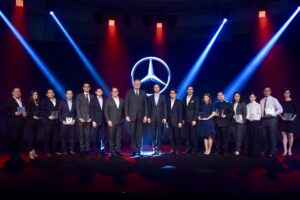 Mercedes-Benz เผยยอดจำหน่ายปี 60 ครองแชมป์กลุ่มตลาดรถยนต์หรู พร้อมประกาศแต่งตั้งผู้จำหน่าย AMG อย่างเป็นทางการ 11 แห่งทั่วประเทศ