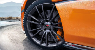 งามหยด! McLaren จับมือ Pirelli เปิดตัวล้อแม็กซ์และยางสำหรับฤดูหนาวแล้ว