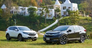 HONDA พาสื่อมวลชนขับ CR-V ร่วมทำบุญรับปีใหม่ไหว้พระเสริมบารมีทำความดีเพื่อสังคม