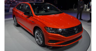 มาแล้ว! Volkswagen จัดให้เปิดตัวรถรุ่นใหม่แบบ Jetta Model 2019 พร้อมออฟชั่นแบบจัดเต็ม