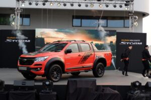 CHEVROLET เผยโฉม "COLORADO HIGH COUNTRY STROM สีส้มใหม่" พร้อมชุดแต่ง “Thunder” เสริมเทคโนโลยีความปลอดภัยล้ำสมัยเพิ่มเติมหลายรุ่น