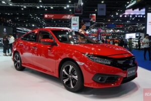 HONDA ส่ง Civic Hatchback Rallye Red พร้อม Clarity ยนตรกรรมปราศจากไอเสีย อวดโฉมใน Motor Show 2018