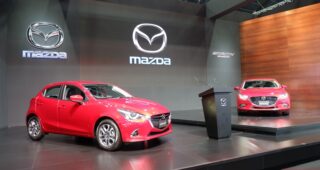 MAZDA จัดเต็มงาน MOTOR SHOW 2018 เปิดตัว New Mazda2 Collection, New Mazda3 พร้อม New Mazda MX-5 เกียร์แมนนวล