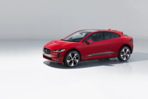 Jaguar เปิดตัวรถยนต์ไฟฟ้า I‑PACE ที่ผลิตโดยบริษัท MAGNA