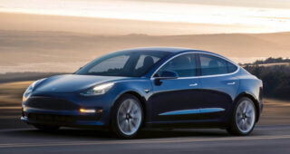 Tesla Motors หยุดไลน์การผลิตเพื่อปรับปรุงประสิทธิภาพการผลิตรถ Model3