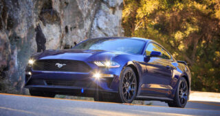 Ford ซุ่มเงียบเตรียมเปิดตัวรถแบบ "Mustang Hybrid" รุ่นใหม่ทั้งประหยัดทั้งทรงพลัง