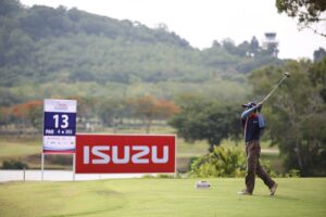 ISUZU ระดมยอดนักหวดก้านเหล็ก ประเดิมสนามแรก ณ บลูแคนยอน คันทรีคลับ จ.ภูเก็ต ในการแข่ง 'อีซูซุไทยแลนด์มาสเตอร์ 2018'