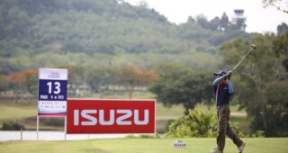 ISUZU ระดมยอดนักหวดก้านเหล็ก ประเดิมสนามแรก ณ บลูแคนยอน คันทรีคลับ จ.ภูเก็ต ในการแข่ง'อีซูซุไทยแลนด์มาสเตอร์ 2018'