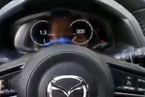 หลุดซะแล้ว! สื่อจีนเผยภาพหลุดครั้งแรกของรถแบบ "next-generation Mazda3 2019"