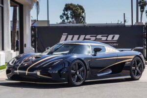 อยากได้เลย! "Koenigsegg Agera" สปอร์ตสุดแรงแห่งยุคถูกนำมาขายแบบมือสองพร้อมแต่งเรียบร้อยแล้วให้กำลังเกิน 1,100 แรงม้า!!!