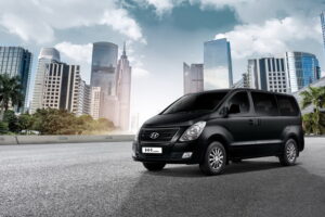 HYUNDAI พร้อมจำหน่าย 'เอช-วัน ทัวริ่ง' รุ่นพิเศษสีใหม่ 'Timeless Black' จำนวนจำกัด 100 คันเท่านั้น