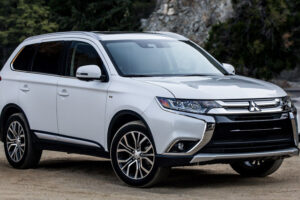 จัดปายย!! Mitsubishi Outlander พลังงานไฟฟ้ารุ่นใหม่พร้อมแล้วก่อนปี 2021 นี้