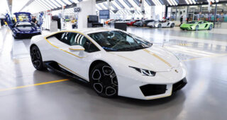 เปิดประมูล "Lamborghini Huracan" ของโป๊ปรายได้เข้ามูลนิธิพิเศษ