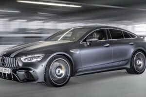 มาแล้ว!! "Mercedes-AMG GT" โชว์โหดในตลาดโลกเรียบร้อย
