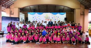 MERCEDES-BENZ เริ่มต้น ‘การให้’ แบบไม่รู้จบด้วยกิจกรรม 'The Road to Happiness'