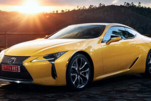 Lexus จัดให้! เปิดตัวรถสปอร์ตแบบ "LC Yellow Edition"