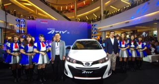 TOYOTA ฉลอง Yaris ATIV ยอดขายสูงสุดในตลาดรถอีโคคาร์ซีดาน