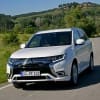 b5f1b2f9-2019-mitsubishi-outlander-phev-03_resize