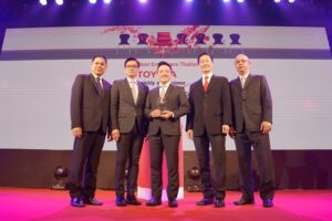 TOYOTA บริษัทรถยนต์รายเดียวรับรางวัล สุดยอดนายจ้างดีเด่น 3 ปีซ้อน