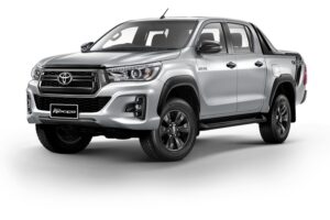 TOYOTA เปิดตัว Hilux Revo รุ่นปรับปรุงใหม่ เกียร์ 6 จังหวะ พร้อมทางเลือกรุ่น Revo Rocco 2.4L