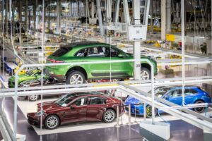 The new Porsche Macan เริ่มเดินเครื่องสายการผลิตแล้ว