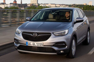 Opel Grandland X พร้อมเครื่องยนต์เทอร์โบชาร์จ 1.6 ลิตรทรงพลังเปิดตัวแล้วจ้า