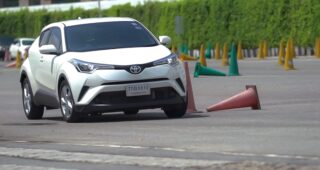 Group Test : TNGA Challenge Test drive สัมผัสนวัตกรรมโครงสร้างใหม่ของ TOYOTA C-HR