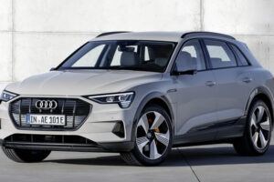 งานมาแล้ว! เผยรถพลังงานไฟฟ้า "Audi E-Tron Model" ต้องเลื่อนกำหนดการเปิดตัว 1 เดือนจากปัญหาด้านแบตเตอรี่