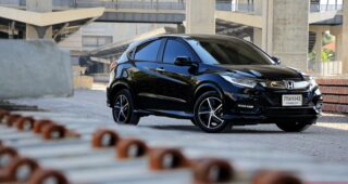 Test Drive : รีวิว HONDA HR-V RS 2018 คล่องตัว เร้าใจ ในเมืองขับง่าย ทางไกลพร้อมตอบโจทย์