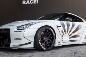 Liberty Walk ส่งตรงชุดแต่ง Nissan GT-R Model สุดโหดไปยังแอฟริกาใต้