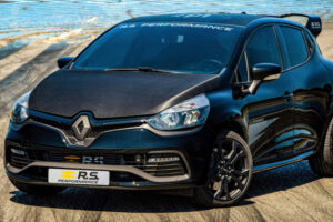 Renault เผยโฉมรถสปอร์ตแบบ "Renault Clio IV RS Model" ใหม่ล่าสุดแล้ว