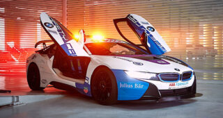 BMW i8 Model 2019 ได้รับเลือกเป็น Safety Car ของการแข่งรถแบบ Formula E Concept