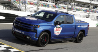 ตัวโหด! "Chevrolet Silverado Model" พร้อมลงแข่งขันรายการ Daytona 500 ปีนี้แน่นอน