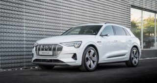 5 ล้านบาท! ร่วมรักษ์โลก Audi เปิดตัว e-tron เอสยูวีพลังไฟฟ้า 100% ครั้งแรกในไทย