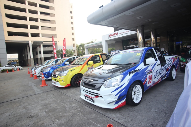 ISUZU พร้อมระเบิดศึกการแข่ง 'ONE MAKE RACE 2019' เฟ้นหาสุดยอดเจ้าความเร็วทางเรียบ