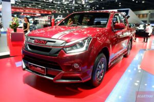 ISUZU ส่ง 'D-MAX X-SERIES' และรุ่นพิเศษ 'MU-X THE ICONIC' ในคอนเซ็ปต์ 'สปอร์ตเรซซิ่ง' ลุยงาน MOTOR SHOW 2018