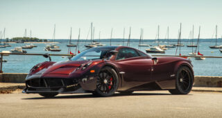 Pagani Huayra 2014 ถูกตกแต่งแล้วในโทนสีแดงแบบสปอร์ตแหวกแนว