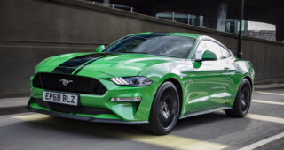 Ford Mustang คว้ารางวัลรถยอดขายดีเด่น 4 ปีซ้อนทั้งในอเมริกาและทั่วโลก