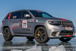 Jeep Grand Cherokee Trackhawk Model จดสถิติวิ่งบนน้ำแข็งเร็วสุดในโลก