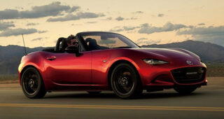 ชอบแรงมากกว่า! เผย ผู้ซื้อรถแบบ "Mazda MX-5 Miata" เลือกเกียร์กระปุกมากกว่า !!!