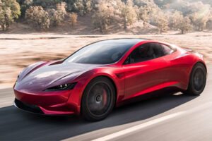 ประหยัดไปมั้ย! เผยหลุดคำพูด Elon Musk รถรุ่นใหม่ของ Tesla จะวิ่งได้กว่า 1,000 กิโลเมตร!!
