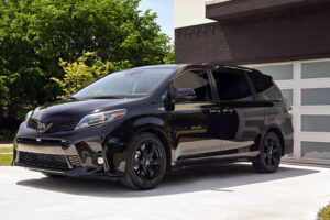 เปิดราคาขาย Toyota Sienna Model รุ่นใหม่ทั้งในแบบธรรมดาและแบบชุดแต่งเต็ม