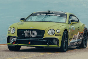 อย่างโหด! Bentley Continental GT ทำเวลาในการปีนเขา Pikes Peak International Hill Climb แค่ 8.4 วินาที