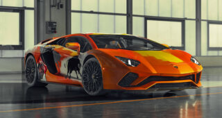 โชว์ของสวยอย่าง Lamborghini Aventador S Model จากศิลปินดัง "Skyler Grey"