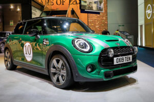 โชว์โฉมรถรุ่นพิเศษของ MINI ฉลองครบยอดขาย 10 ล้านคันตั้งแต่ก่อตั้งแบรนด์!!!