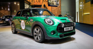 โชว์โฉมรถรุ่นพิเศษของ MINI ฉลองครบยอดขาย 10 ล้านคันตั้งแต่ก่อตั้งแบรนด์!!!