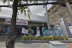 TOYOTA สี่แยกบ้านแขก (ธนบุรี)