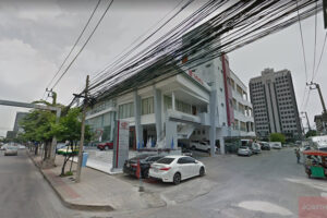 TOYOTA ประชาอุทิศ