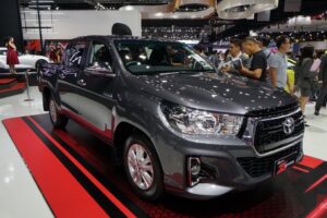ใหม่ Toyota Revo Z Edition 2019 ราคา โตโยต้า รีโว่ Z Edition ตารางผ่อน-ดาวน์